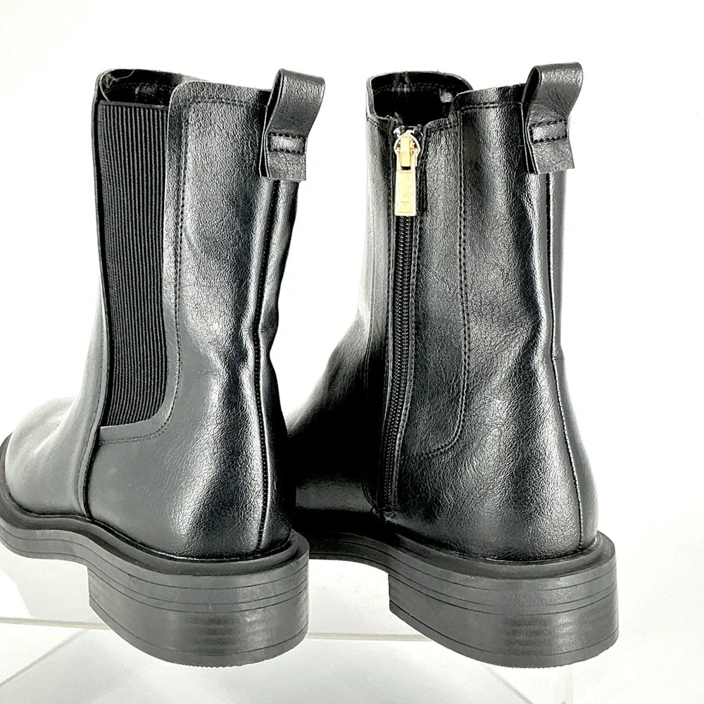 Kenneth Cole Reaction Size 9 Chelsea Boots Black Side Zip NEW Anabelle $70